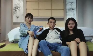 老嫖探花03-31妹子的逼太松射不出来双飞美女3