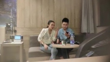 身材很棒的甜美小姐姐 不知道去哪喝多了，和小哥哭诉了自己被家人压榨的血泪史