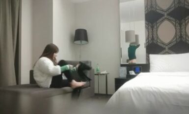 【用利抽插】，这对奶子真是给力，颜值高明星脸，外围女神场，一分钱一分货，极致视觉享受必看必下