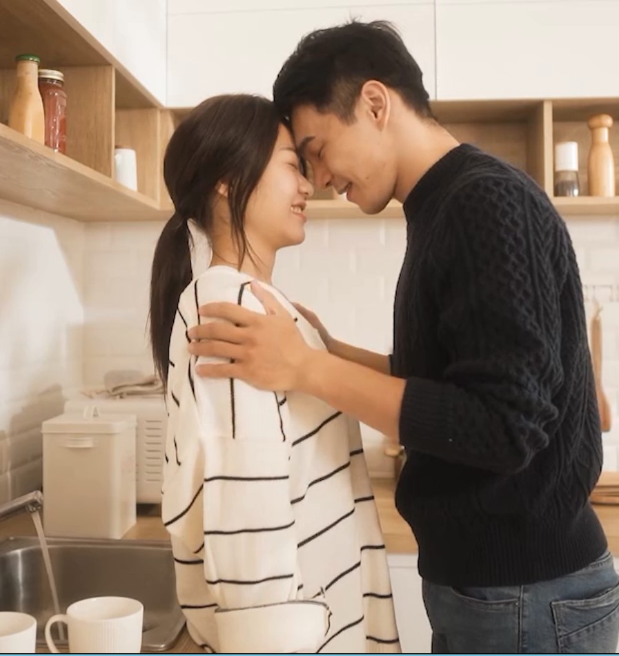 【钻石级❤️推荐】麻豆首支女性向AV作品-男友的私房早餐 打造专属于“你”的情欲流动 麻豆女神苏清歌 高清720P原版首发.