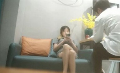 【夜夜换新娘】，00后小姐姐，一双美腿又细又长，粉穴美乳，女上位嘶吼震天必看