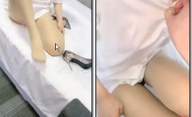 很會玩小情侶啪啪開秀,穿著開檔肉絲襪後入,隔著透視內內舔B,無毛粉鮑真香