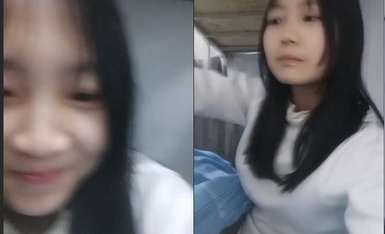 在校学生妹妹！宿舍全裸自慰【03后妹妹】超美！今晚最佳！