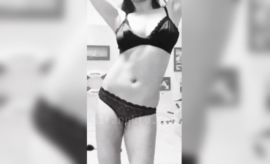 【快手重磅】多肉的何老師！極品騷熟女~全新尺度內容首發~ (17)