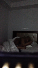 《換妻俱樂部泄密流出》綠帽老公帶著老婆和其他男人玩3P,4P 完美露臉 (12)