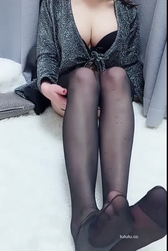 麻酥酥哟 - 黑色披风真空[41P+5V]1