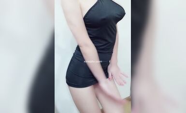 麻酥酥哟 - 黑色齐B短裙热舞自W（1）