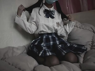 2022-02-13【原創認證】哥哥非要我穿JK黑絲乳交口交，最後還射屁股上了