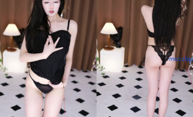 【CC】晴一！高顏值主播8000定製裸舞自慰首發！ (2)