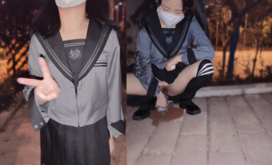 海角反差婊-【胡九萬（原小芳姐姐）】原創極限戶外被計程車跟蹤被外賣小哥嚇噴