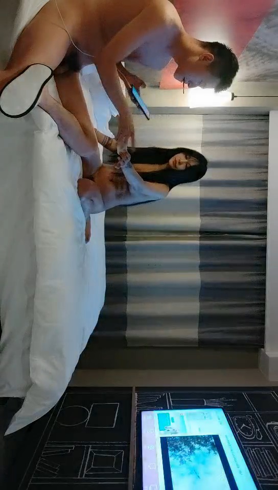 【大海浪探花】今晚大战一触即发 极品24岁外围平模 身高165 百媚千娇 楚楚动人 白嫩如霜