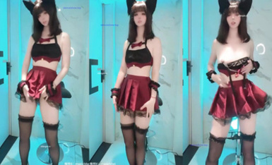 極品顏值福利姬『魔法貝貝』土豪露臉定製福利，高挑的身材超高顏值，清純淫靡並存，美乳豐臀超反差小姐姐 (1)