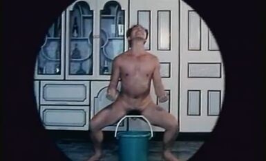 改版乌龙闯情关，还是有点年代感的