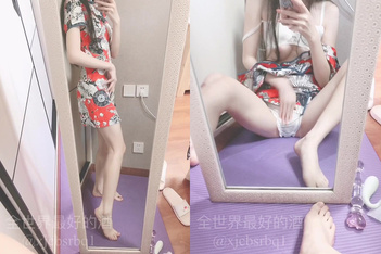 【宅男女神】推特極品福利姬【全世界最好的酒】日式連衣裙