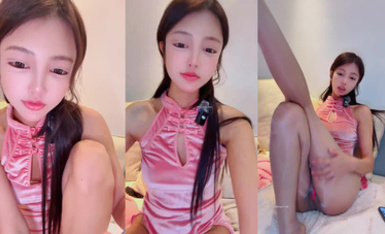 極品清純女大【甜心寶貝】吃雞巴的樣子簡直太美了！前凸後翹完美炮架！無套狂射爽到上天 (15)