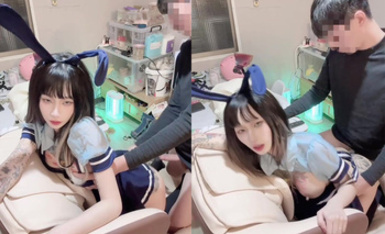 符文戰士阿璃Ahri被按在椅子上後入翹臀 纖纖美腿玲瓏身段勁爆完美身材，軟糯滾燙蜜道操到腿軟 (2)