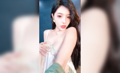 【白熙】高顏值女神，極品身材白虎嫩逼，道具插逼，自慰噴水  (17)