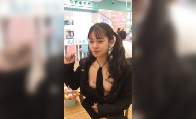 高顏值學妹全裸戶外露出， 商場 唱歌 吃飯 試衣間 停車場 車內自慰 (3)