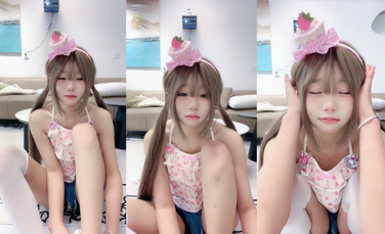 05年可愛小蘿莉 玉米mm 直播大秀絲襪美腿，自慰噴水 粉嫩小穴 (8)