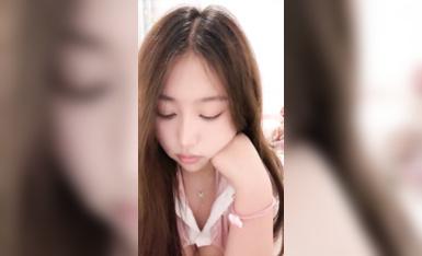 【柒萌小玉】G奶尤物!_白皙巨乳發騷掰穴特寫道具抽插_1