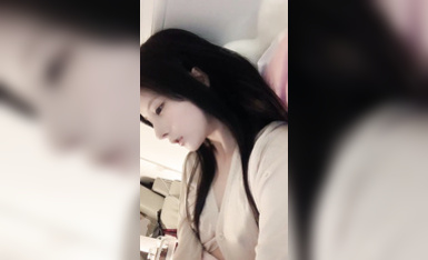 詩-天真無邪清純小妹！破天荒唯一一次漏點秀